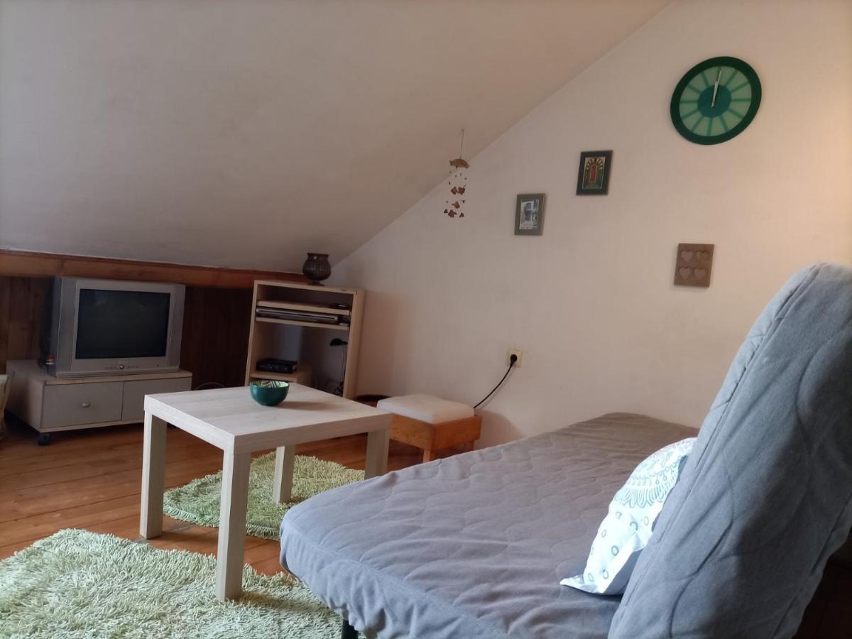 Apartman Lara Belgrado Exterior foto